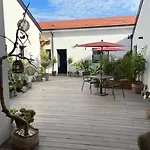 Guest house Le Patio D'oscar 3*