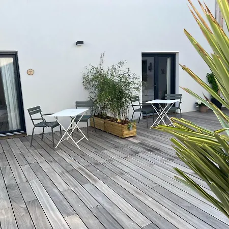 Le Patio D'oscar Guest house