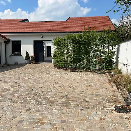 Le Patio D'oscar Failly
